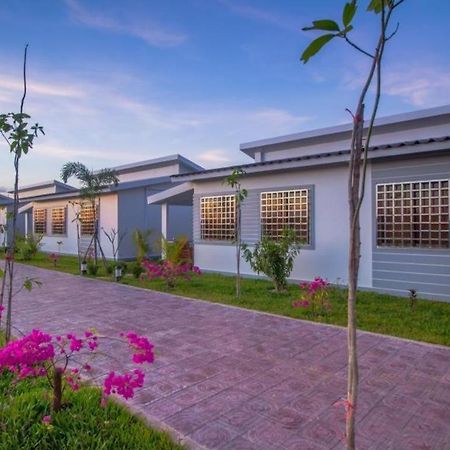 Ry'S Lotus Resort D'Angkor Siem Reap Exterior foto