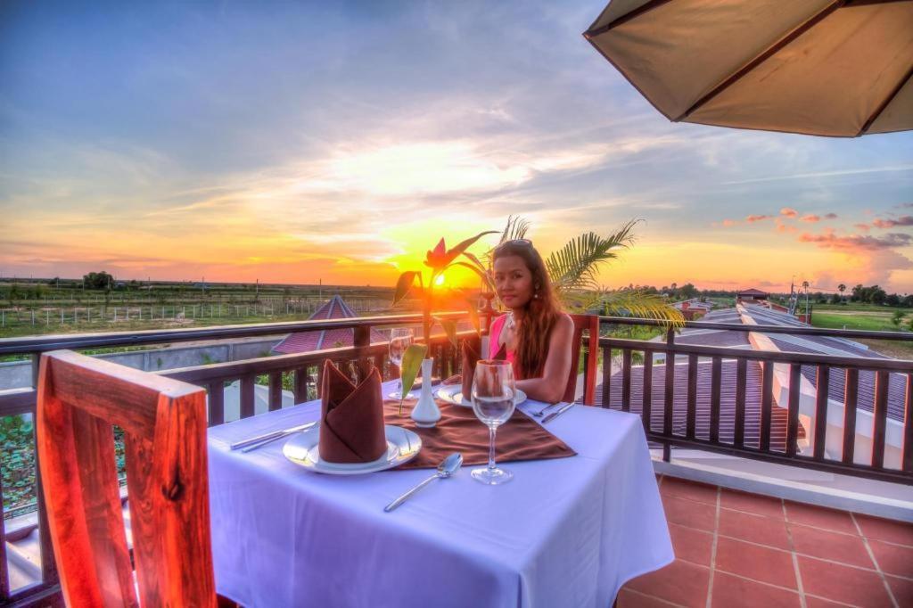 Ry'S Lotus Resort D'Angkor Siem Reap Exterior foto